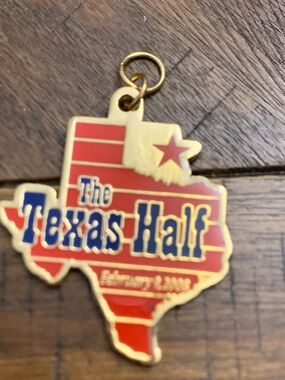 Unisex Texas Half Marathon Keychain - Red, Blue, Gold